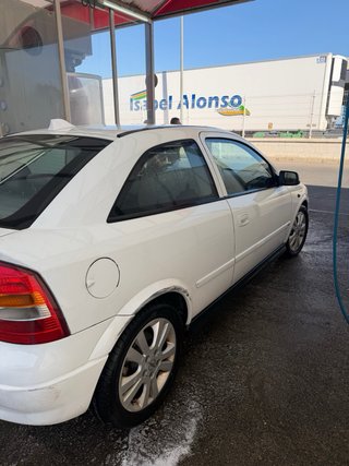 Opel Astra 2000