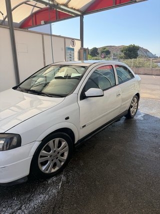 Opel Astra 2000