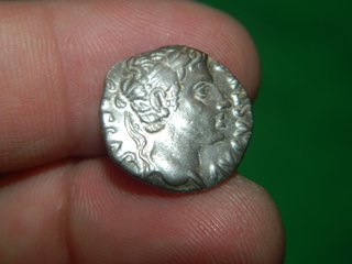 Magnifico lotecillo de cuatro denarios plata Roma