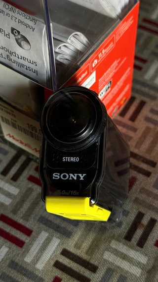 Action Cam Sony HDR-AS20 con carcasa