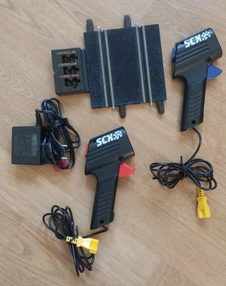 Conjunto de pistas para scalextric compact 1:43