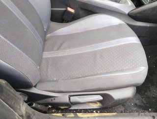 Asiento delantero peugeot 9823917680 2008 2903136