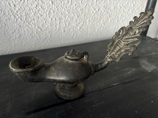 Lámpara de aceite Selúcida de bronce