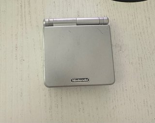 Nintendo Game Boy Advance SP Plata + 3 Juegos