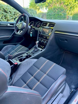 Volkswagen Golf GTI CLUBSPORT DSG