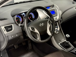 HYUNDAI Elantra 1.6 MPI 132cv Comfort Etiqueta C