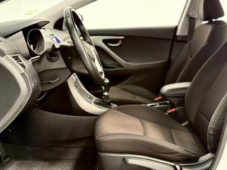 HYUNDAI Elantra 1.6 MPI 132cv Comfort Etiqueta C