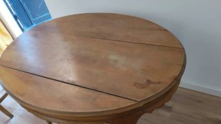 Mesa antigua de madera
