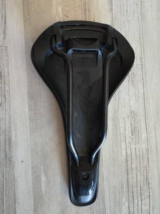 Sillín Fizik Taiga Regular Negro