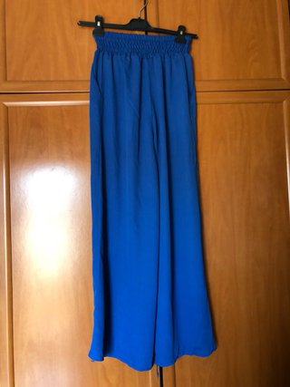 Pantalón azulón ancho con cintura elástica