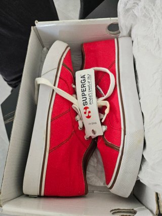 Superga Rosse Taglia 42