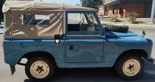 Land Rover Santana 88  1966