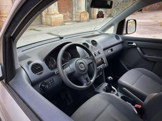 Volkswagen Caddy 2013
