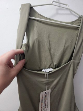 Body AMISU verde caqui talla S