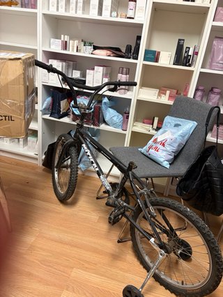 Bicicleta BMX negra