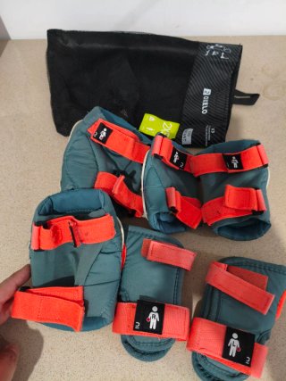 Patines Oxelo Talla 28-30 + Protecciones