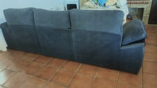 Sofá modular gris de antelina