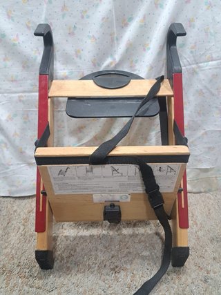 Trona portátil Stokke HandySitt