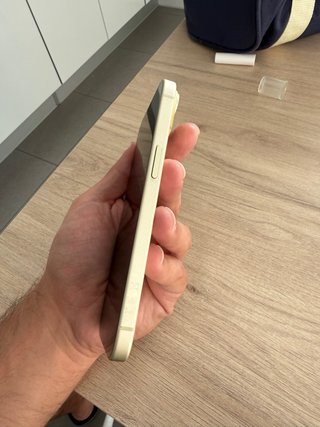 iPhone 15 128GB Dorado
