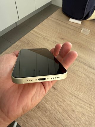 iPhone 15 128GB Dorado