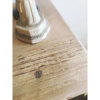 Aparador madera maciza con herrajes de forja