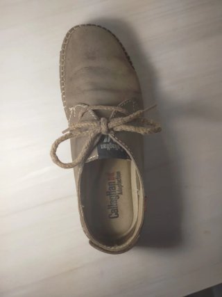 Zapatos de piel marrones