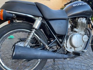 Suzuki TU 250 Naked Negra  1998 34.100 km
