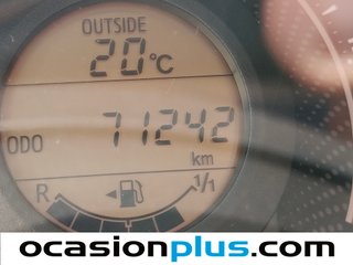 Toyota Aygo 1.0 70 x-play 53 kW (72 CV)