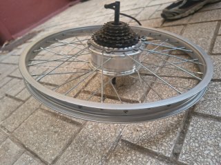 Llanta Bicicleta Eléctrica con Piñonera