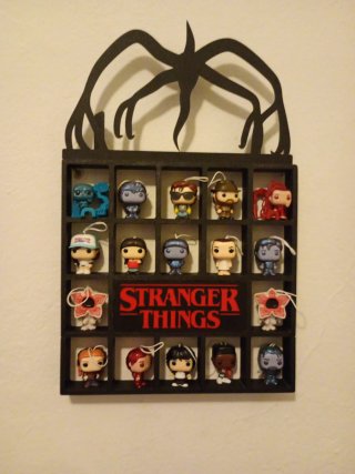 Kinder Joy Stranger Things Collezione