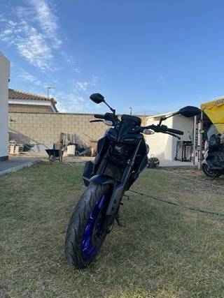 Yamaha MT-125 2024 Negra/Azul