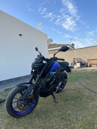 Yamaha MT-125 2024 Negra/Azul