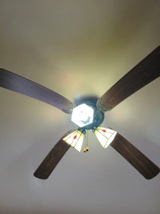 Ventilador de techo con lámparas