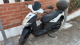 Kymco Agility 125 Scooter Automática