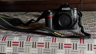 Cámara Nikon D80 para reparar o piezas