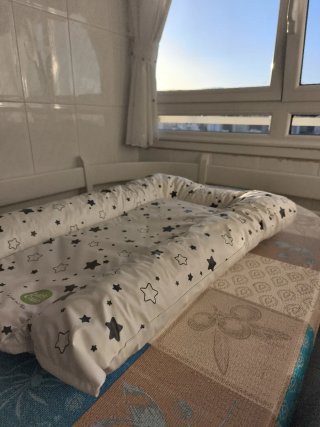 Colchoneta cambiador bebé estrellas