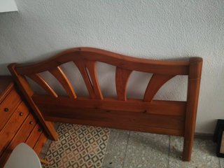 Cabezal de cama de madera