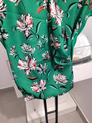 Blusa verde floral Salsa Talla S
