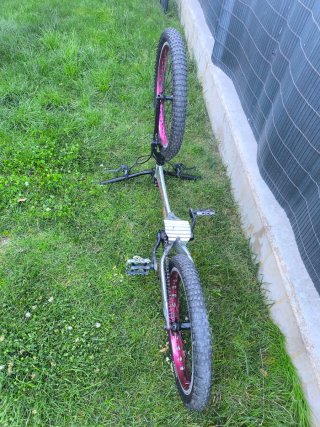 Bicicleta Trial Monty 209