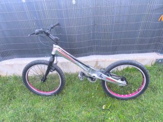 Bicicleta Trial Monty 209