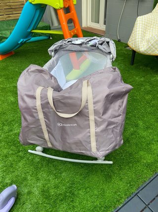 Cuna de viaje Kinderkraft LOVI