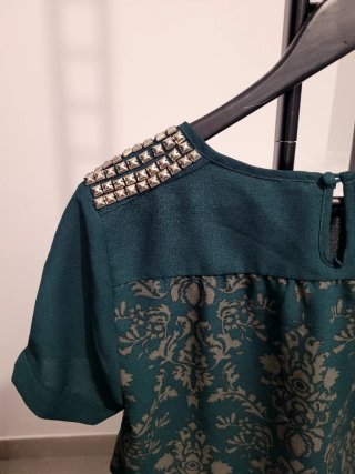 Top corto con tachuelas Pepe Jeans