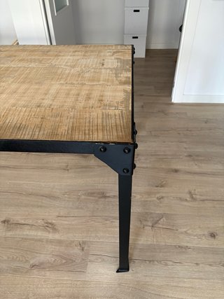 Mesa estilo industrial Maison du Monde