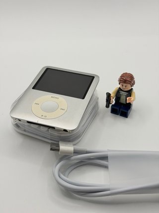 iPod Nano 3ª Gen 4GB Plata
