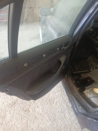 Puerta trasera BMW E46 conductor
