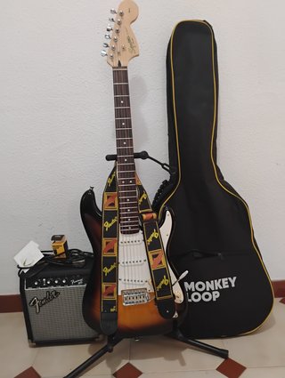 Pack Fender: Squier AFFINITY + Frontman 10G + ....