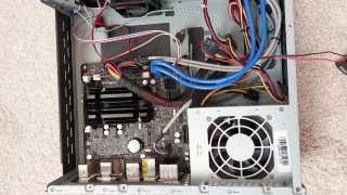 Mini PC Q1900 ITX con ventilacion pasiva.