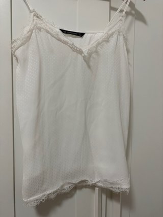Blusa Zara tirantes encaje blanca T.XS