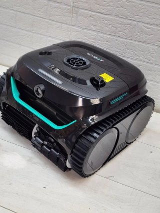 Robot Limpiafondos Piscina WYBOT C2