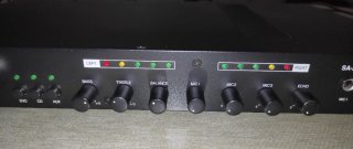 Amplificador Karaoke Monacor con Altavoces